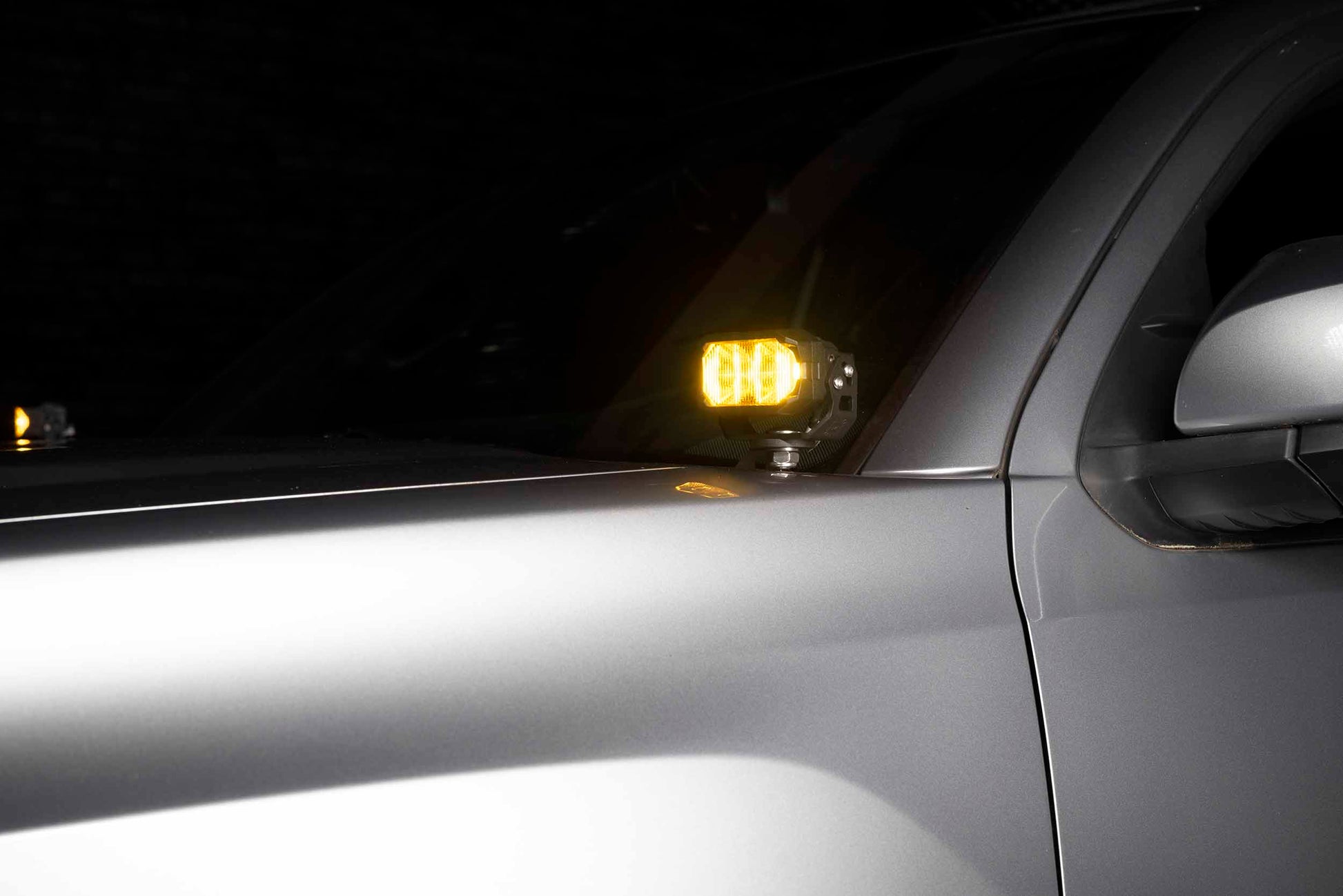 Morimoto 2Banger Ditch Light Kit: 16-23 Tacoma (NCS White Spot Beam) - Off Road - Veh. Spec (Image 6 of 6)