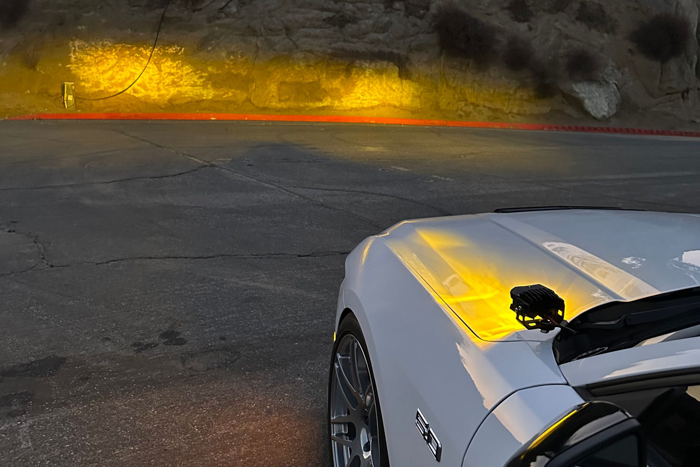 Morimoto 2Banger Ditch Light Kit: 24-26 Ford Mustang (HXB White Combo Beam) - Off Road - Veh. Spec (Image 6 of 6)