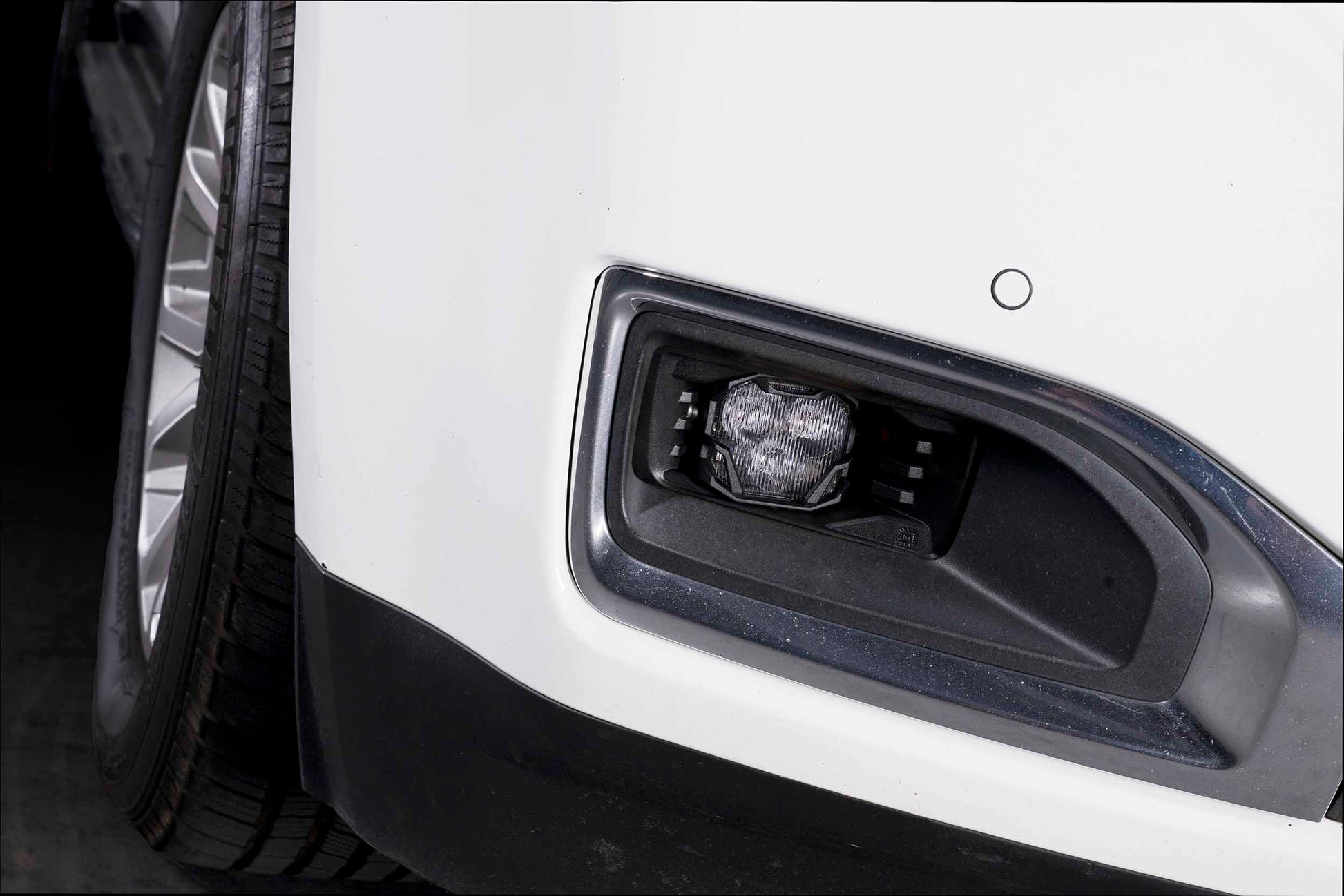 4Banger Fog Lights: GMC Yukon (10-20) (HXB White SAE Wide Beam) - Off Road - Veh. Spec (Image 6 of 6)