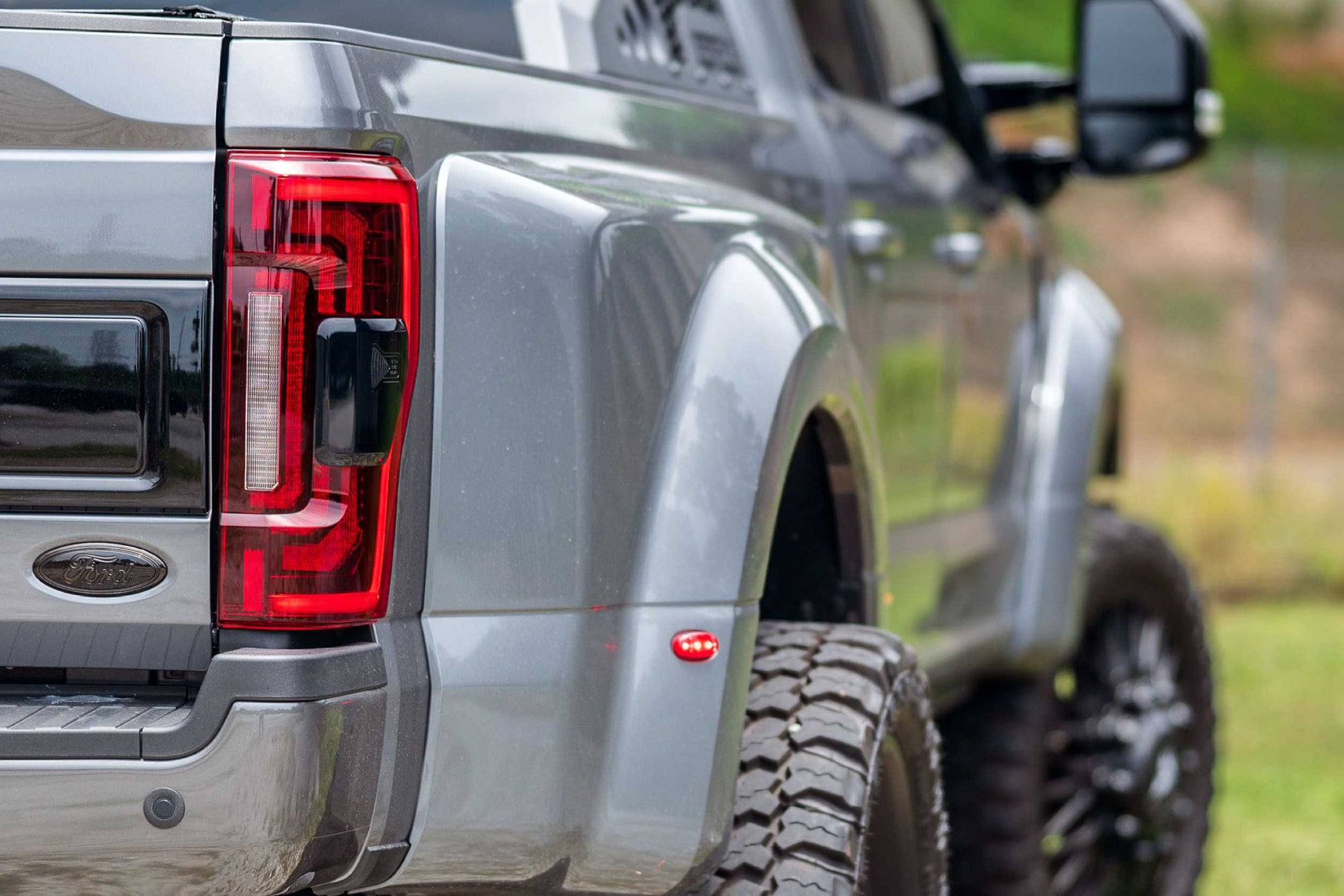 17-19 Ford Super Duty White DRL Heads and Red Tails - Kits (Image 3 of 3)