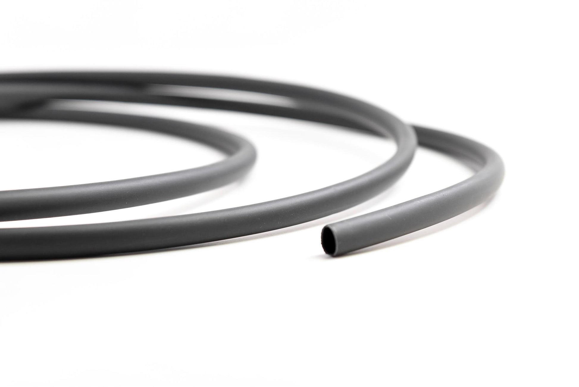 Heat Shrink Tubing: Glue-Lined (5m x 9.5mm) - Build Materials (Image 1 of 3)