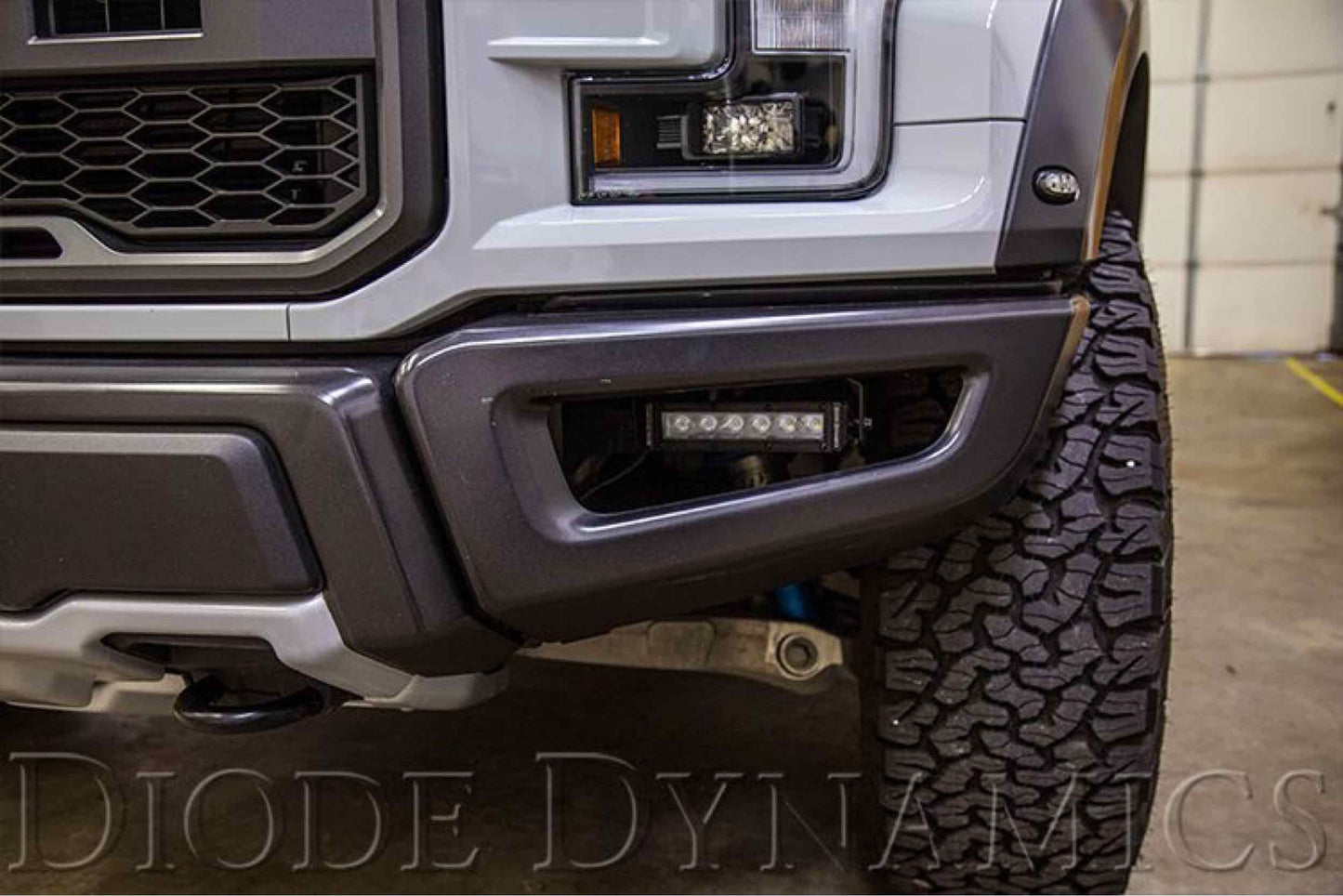 DD Bumper Light Kit: Ford Raptor (17-20) (Amber / Wide Beam) (2x SS12 Bars) - Off Road - Veh. Spec (Image 3 of 6)