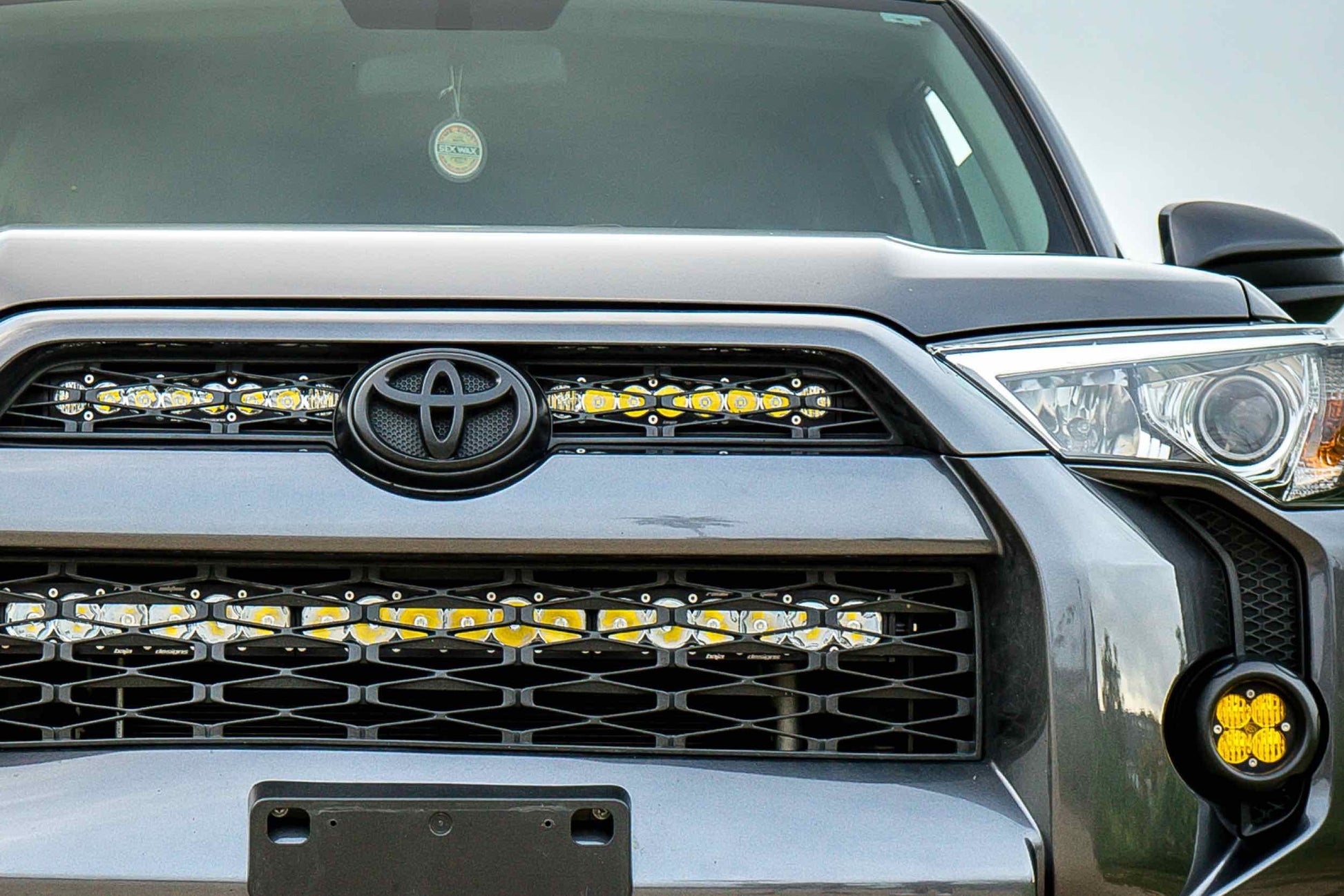 BD Grille-Mount LED System: Toyota 4Runner (14-20) (30in / 1x S8 Bar) - Off Road - Veh. Spec (Image 4 of 6)