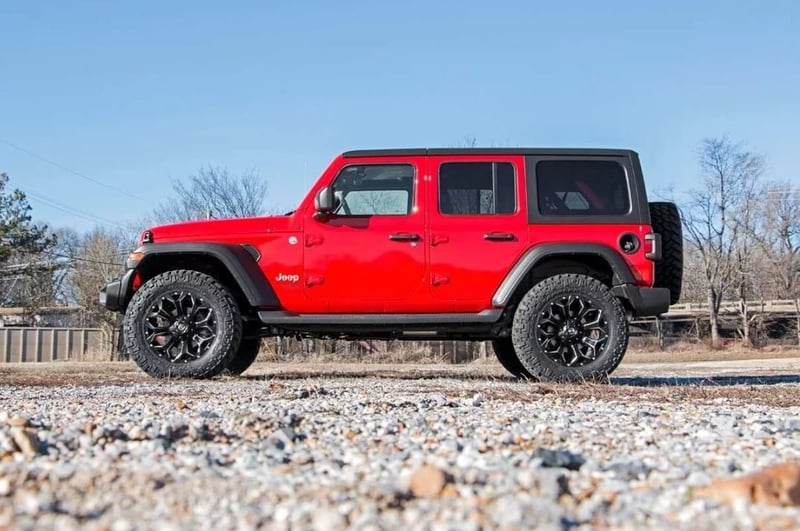 RC 2.5 Inch Lift Kit | Coils | Jeep Wrangler Unlimited Rubicon 4WD (2018-2023) (manufacturer page)
