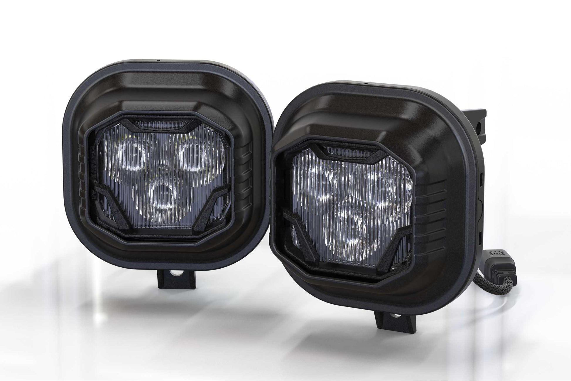 4Banger Fog Lights: 99-16 Super Duty (HXB White SAE Wide Beam) - Off Road - Veh. Spec (Image 2 of 6)