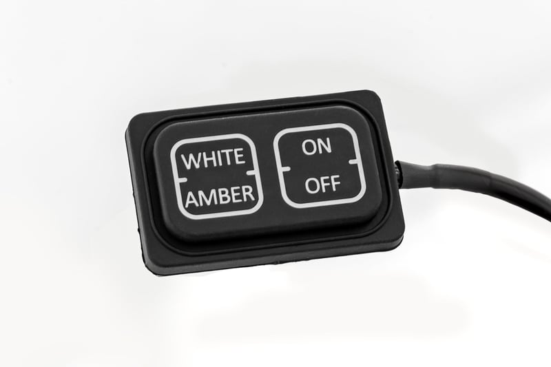RC AC2 Running Boards | Amber/White | Crew Cab | Chevy/GMC 1500 (07-18) (manufacturer page)
