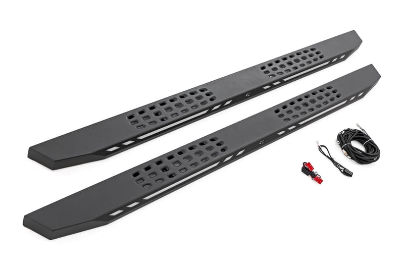 RC AC2 Running Boards | Amber/White | Crew Cab | Chevy/GMC 1500 (07-18) (manufacturer page)