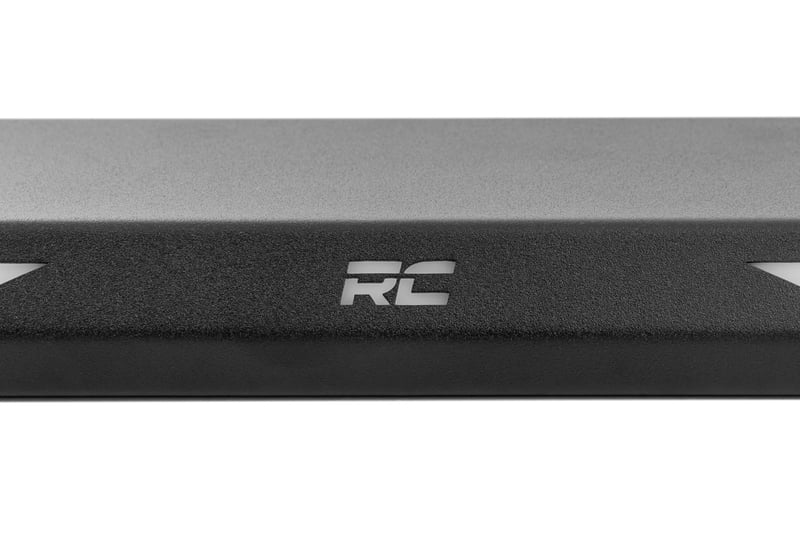 RC AC2 Running Boards | Amber/White | Crew Cab | Chevy/GMC 1500 (07-18) (manufacturer page)