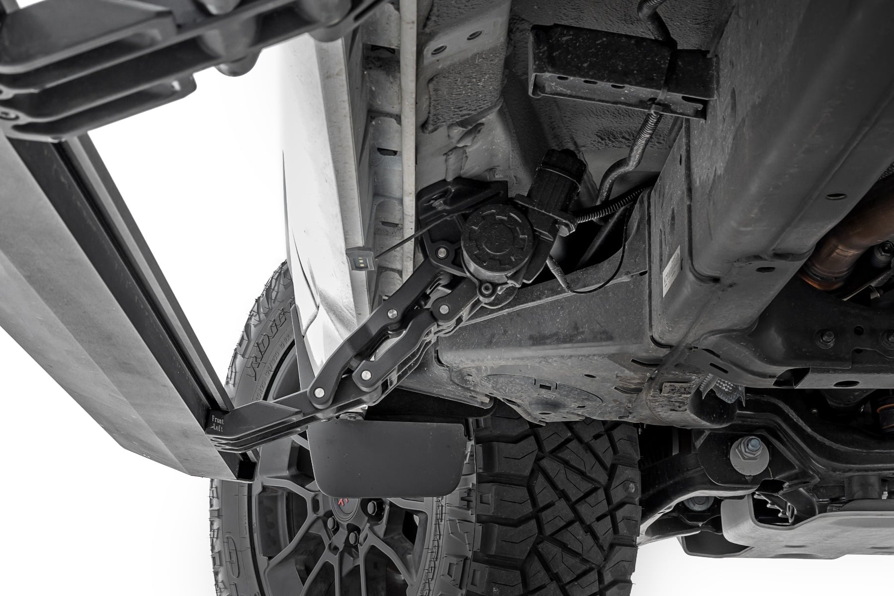 Power Running Boards | Dual Electric Motor | CrewMax | Toyota Tundra (22-26) - Steps & Runningboard (Image 6 of 6)