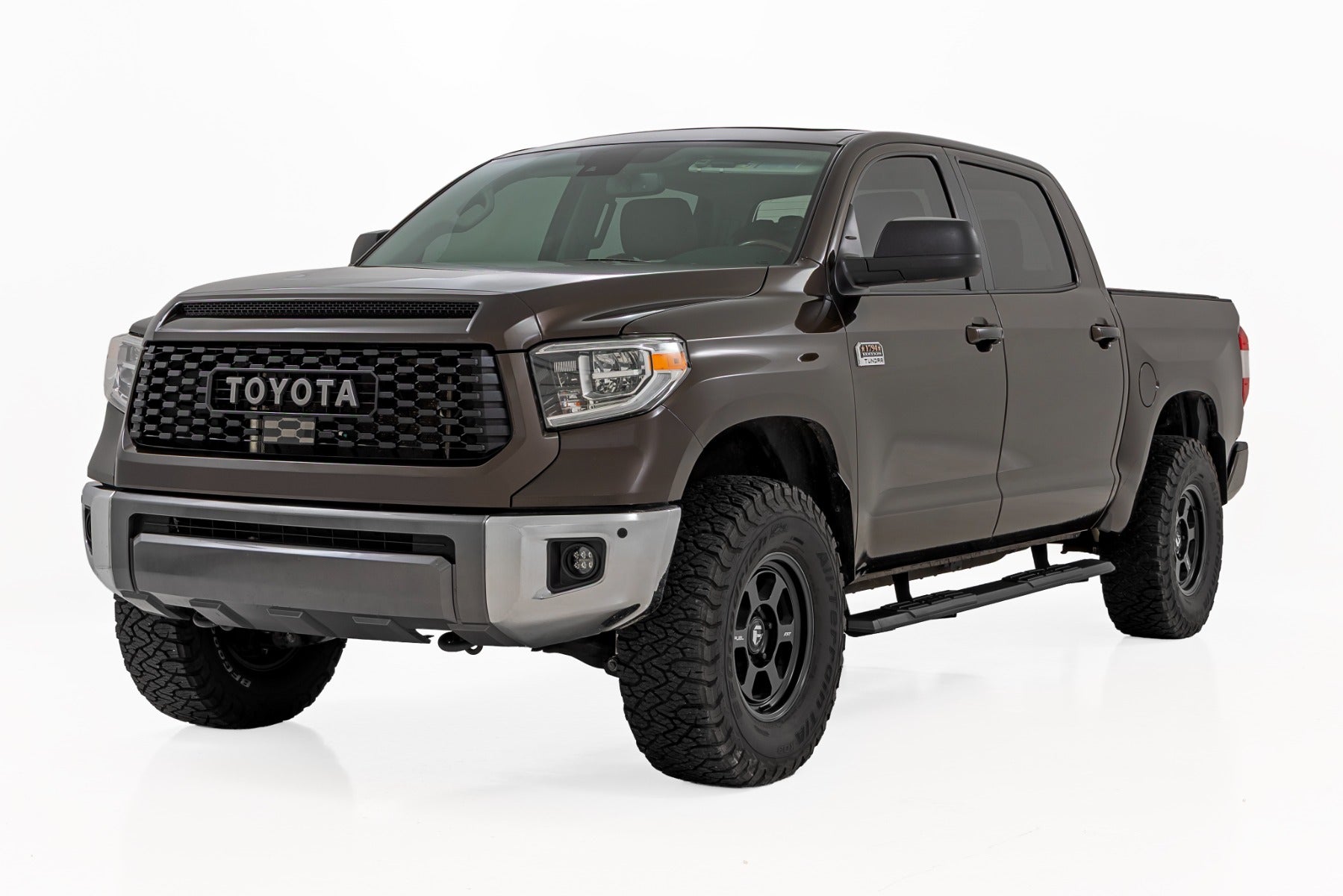 2007 K1500 GM 4X4 33.5IN KIT WITH REAR BLOCKS - Image 2