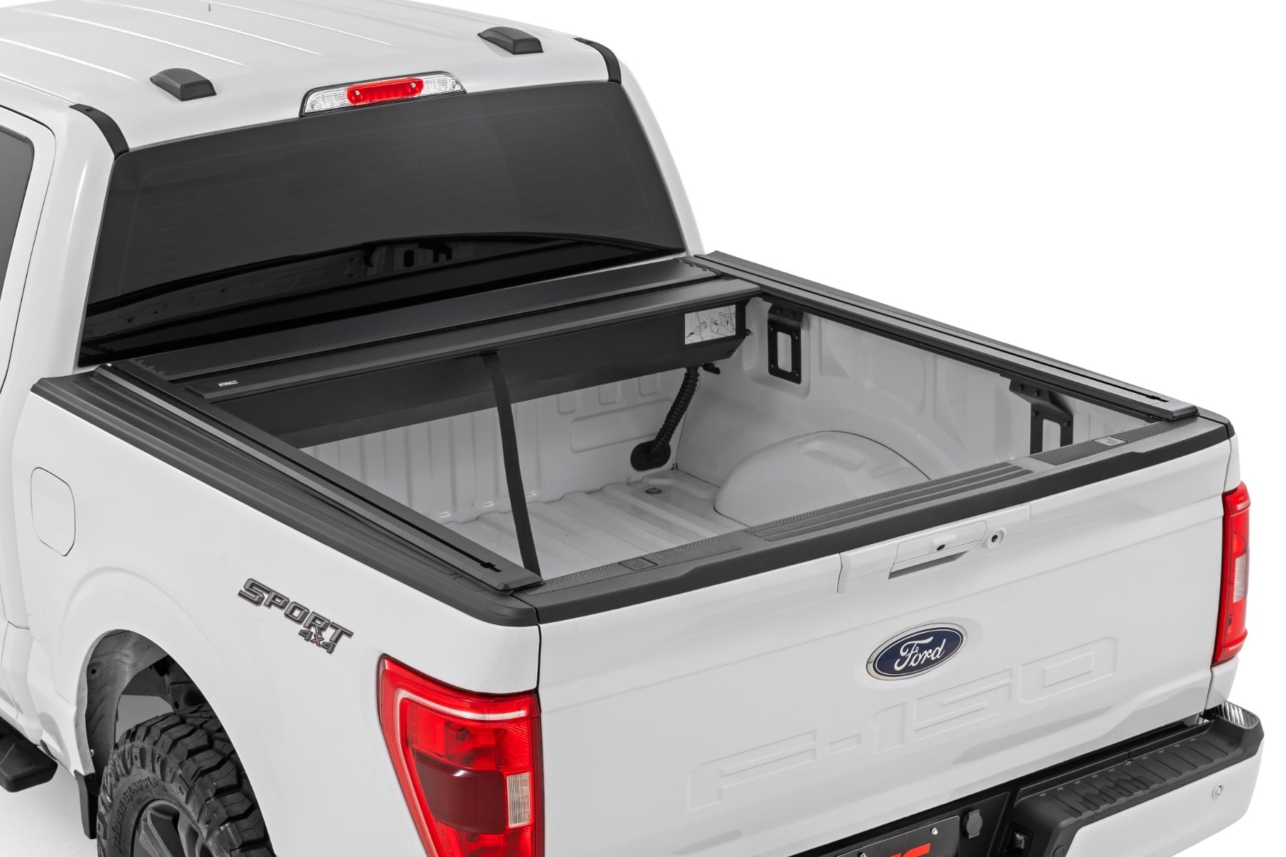 Manual Retractable Bed Cover | 5'7" Bed | Ford F-150 (15-26)/F-150 Lightning (22-26) - Bed Covers (Image 3 of 6)