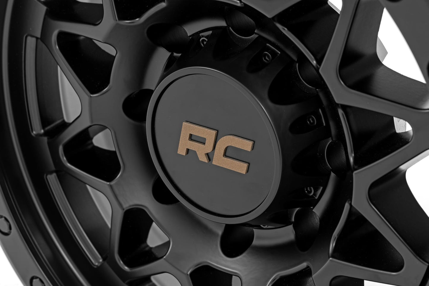 Rough Country 78 Series Wheel | Simulated Beadlock | Black | 18x9 | 8x180 | 0mm - RC Wheels (Image 6 of 6)