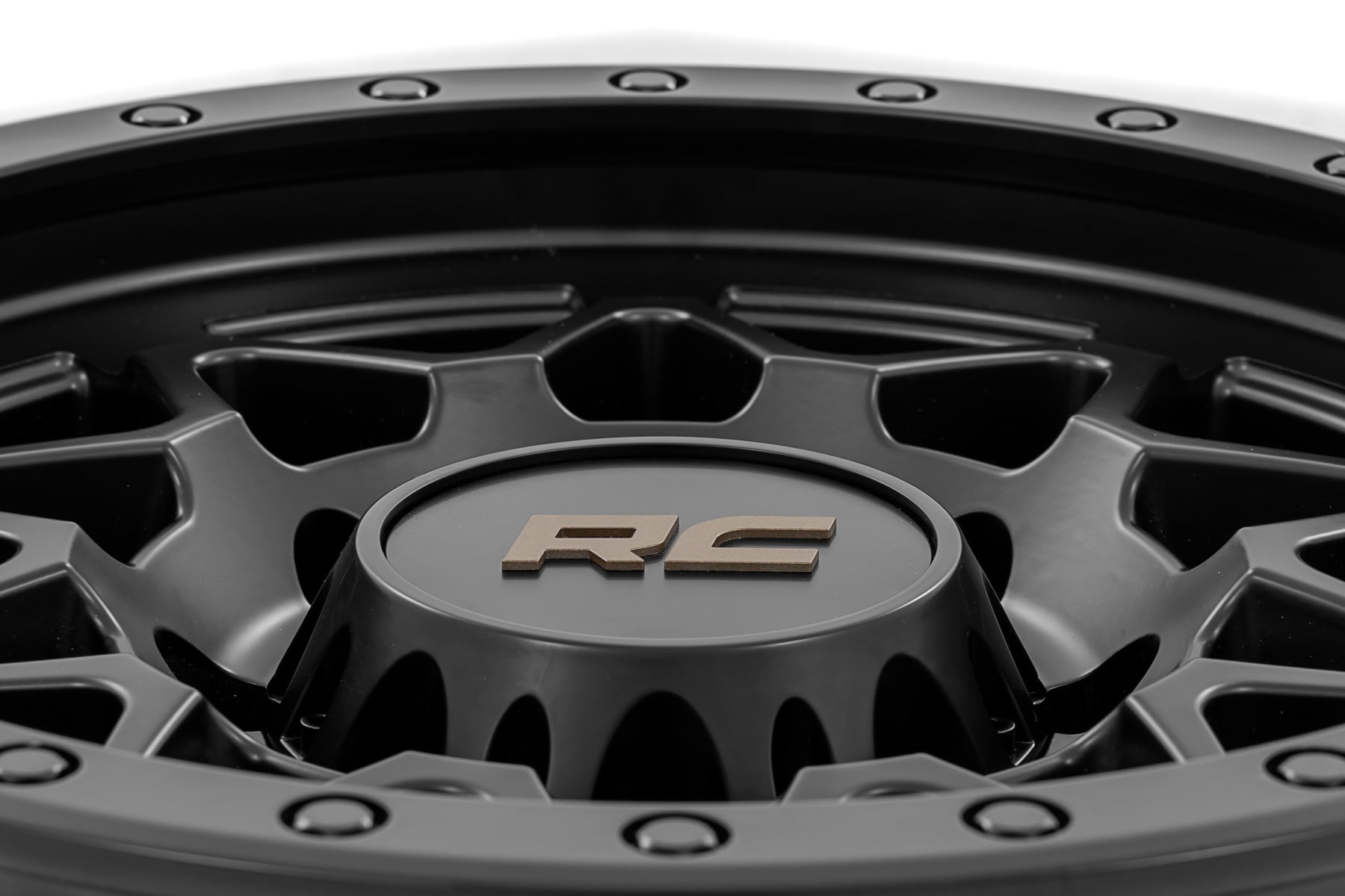 Rough Country 78 Series Wheel | Simulated Beadlock | Black | 18x9 | 8x180 | 0mm - RC Wheels (Image 5 of 6)