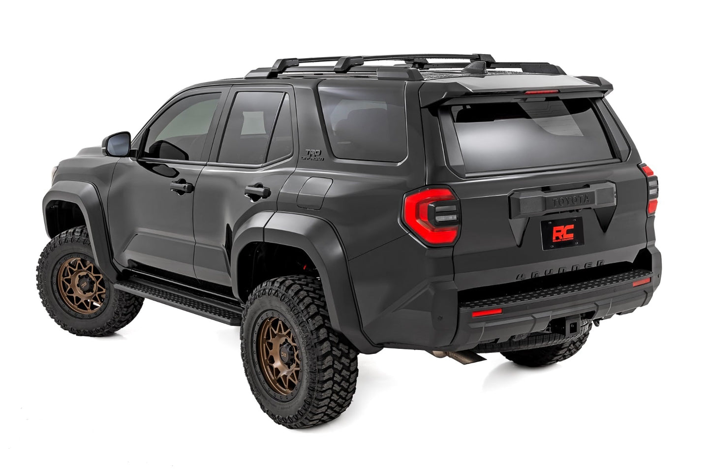 Sport Fender Flares | 089 Wind Chill Pearl | Toyota 4Runner 2WD/4WD (25-26) - Fender Flares (Image 4 of 6)