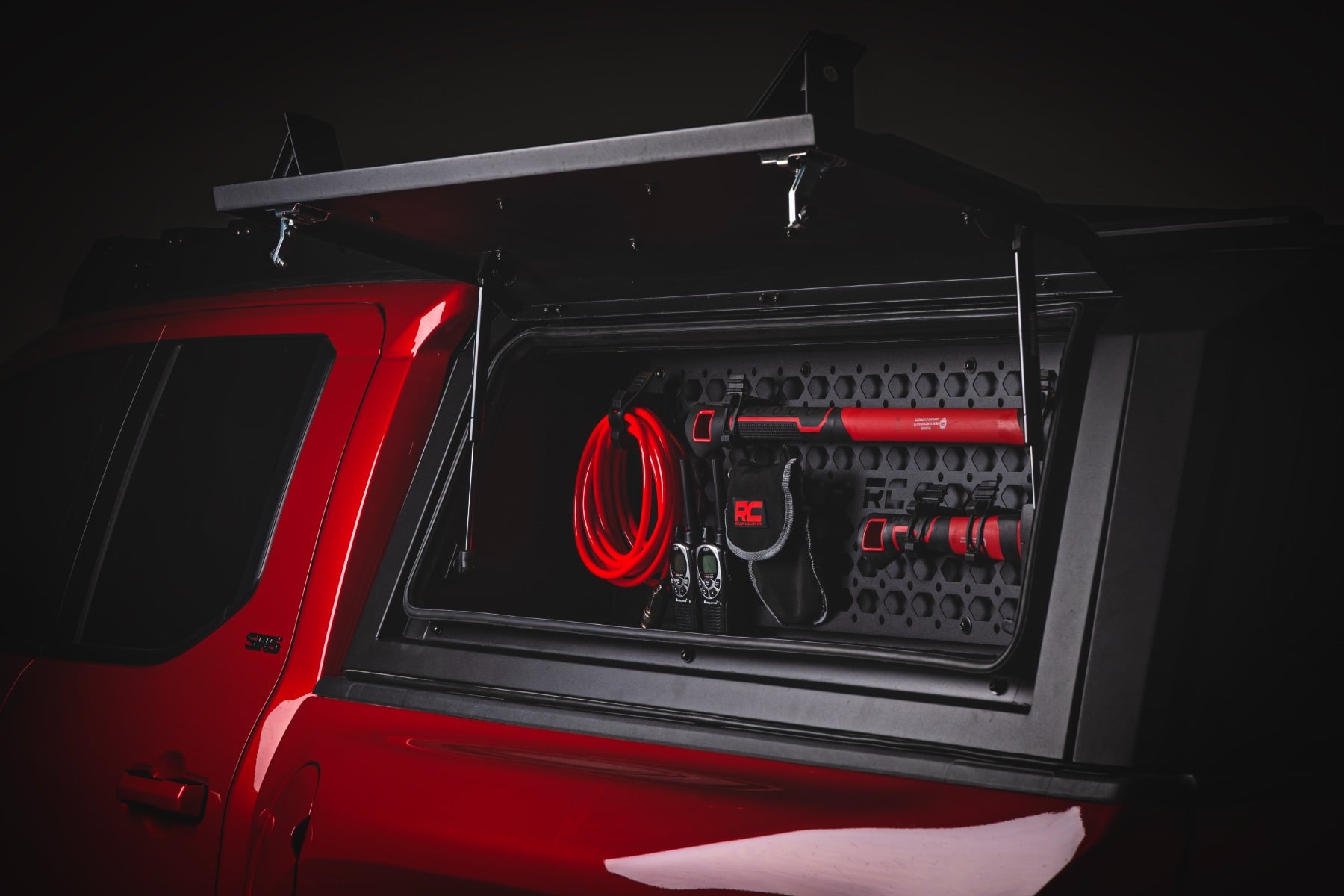 Truck Bed Cap | Modular | 5' Bed | Toyota Tacoma 2WD/4WD (2024-2026) - Bed Covers (Image 6 of 6)