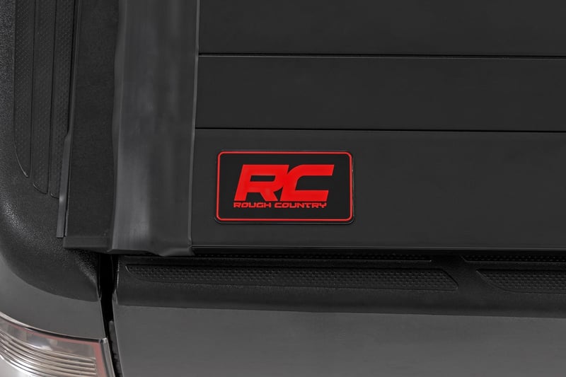 RC Hard Roll Up Bed Cover | 5' Bed | Toyota Tacoma 2WD/4WD (2005-2015) (manufacturer page)