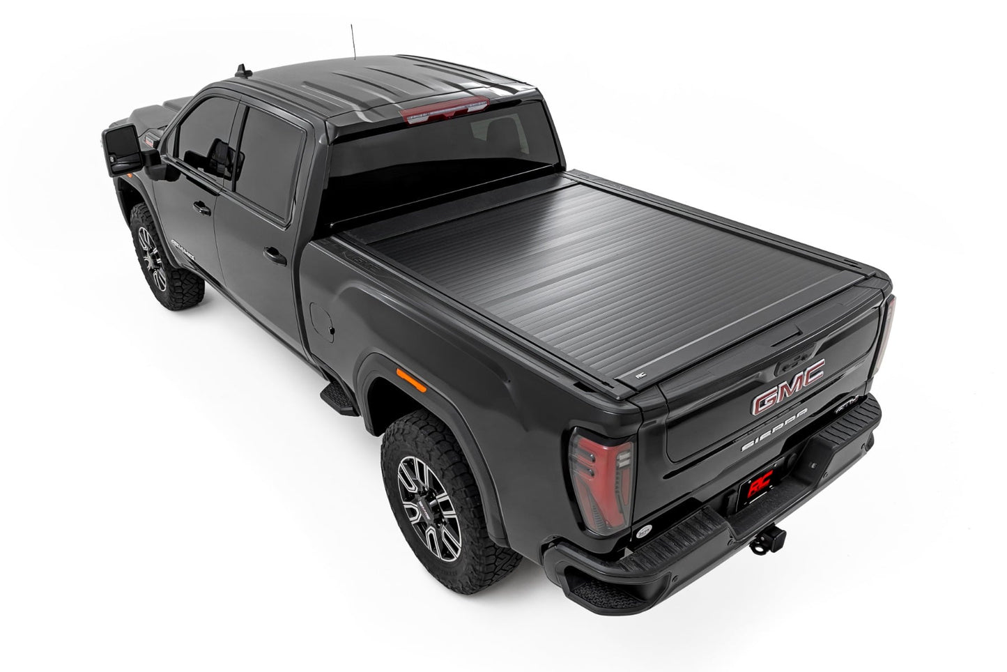 Manual Retractable Bed Cover | 6'9" Bed | Chevy/GMC 2500HD/3500HD (20-26) - Bed Covers (Image 4 of 6)
