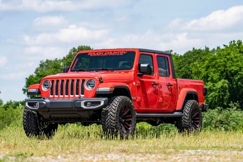RC 2.5 Inch Leveling Kit | Spacers | N3 | Jeep Gladiator JT 4WD (2020-2023) (manufacturer page)
