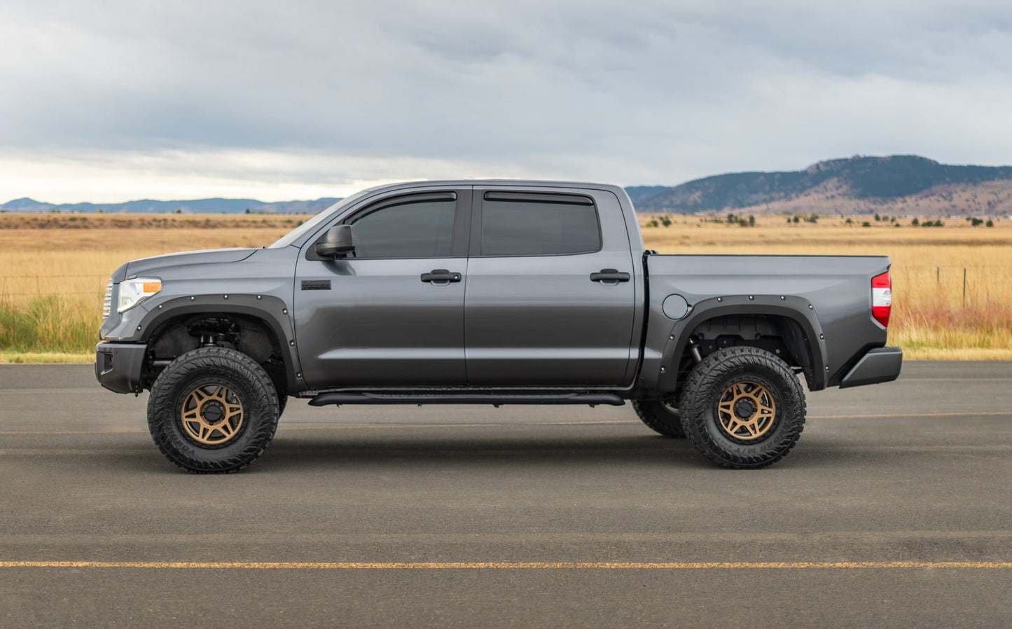 Pocket Fender Flares | 8W2 Cavalry Blue | Toyota Tundra 2WD/4WD (2014-2021) - Fender Flares (Image 3 of 4)