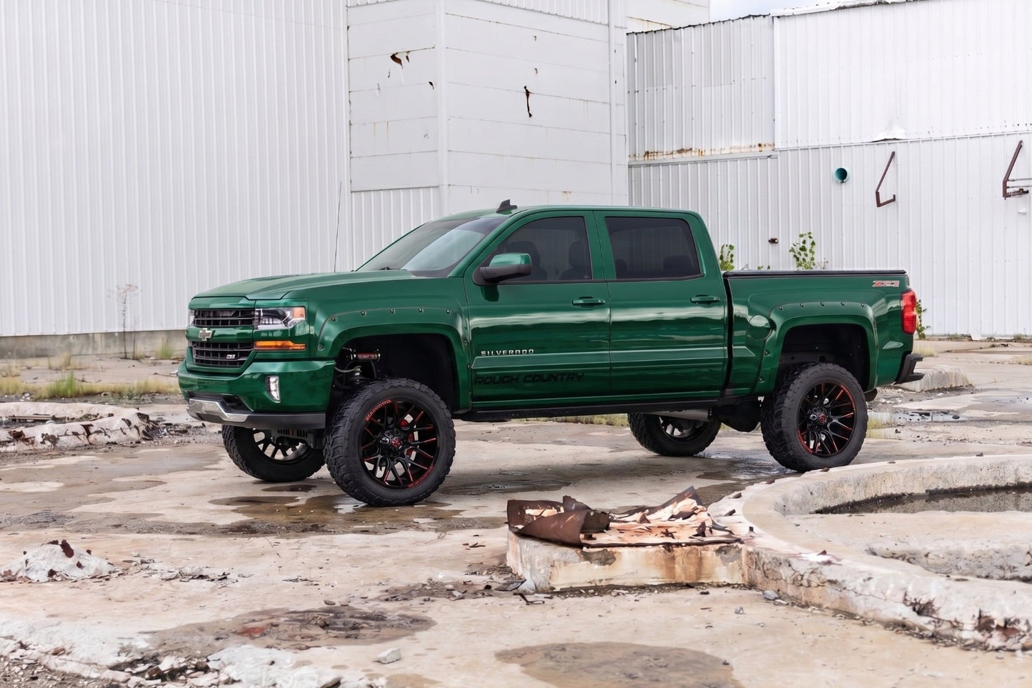 Pocket Fender Flares | 6'7" & 8' Bed | G7J Rainforest Green | Chevy Silverado 1500 (14-18)/2500HD - Fender Flares (Image 5 of 6)