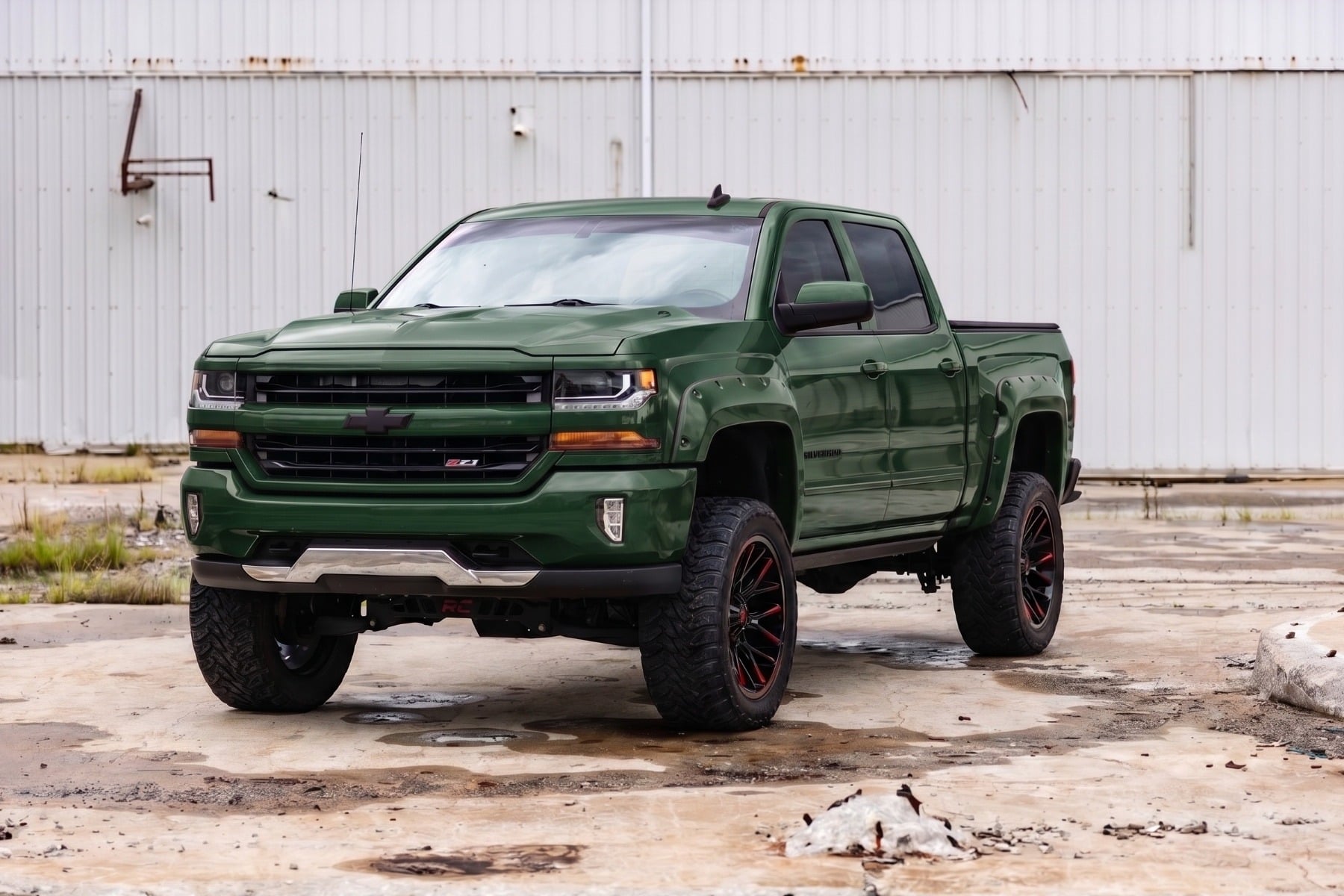 Pocket Fender Flares | 6'7" & 8' Bed | G7J Rainforest Green | Chevy Silverado 1500 (14-18)/2500HD - Fender Flares (Image 4 of 6)