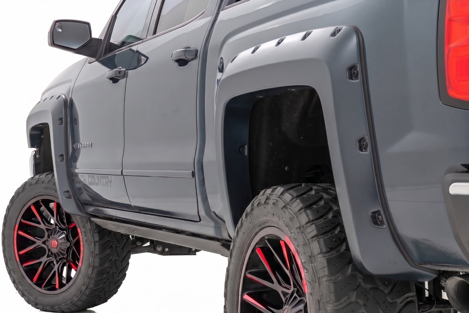 Pocket Fender Flares | 6'7" & 8' Bed | GJI Shadow Gray | Chevy Silverado 1500 (14-18)/2500HD - Fender Flares (Image 1 of 6)
