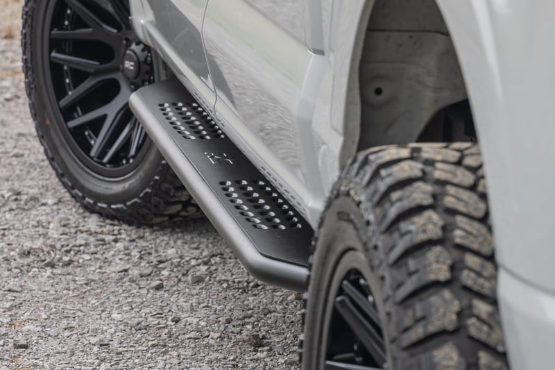 RC OV2 Running Boards | Side Step Bars | Crew Cab | Ford F-150/Lightning/F-250/F-350 (15-26) (manufacturer page)