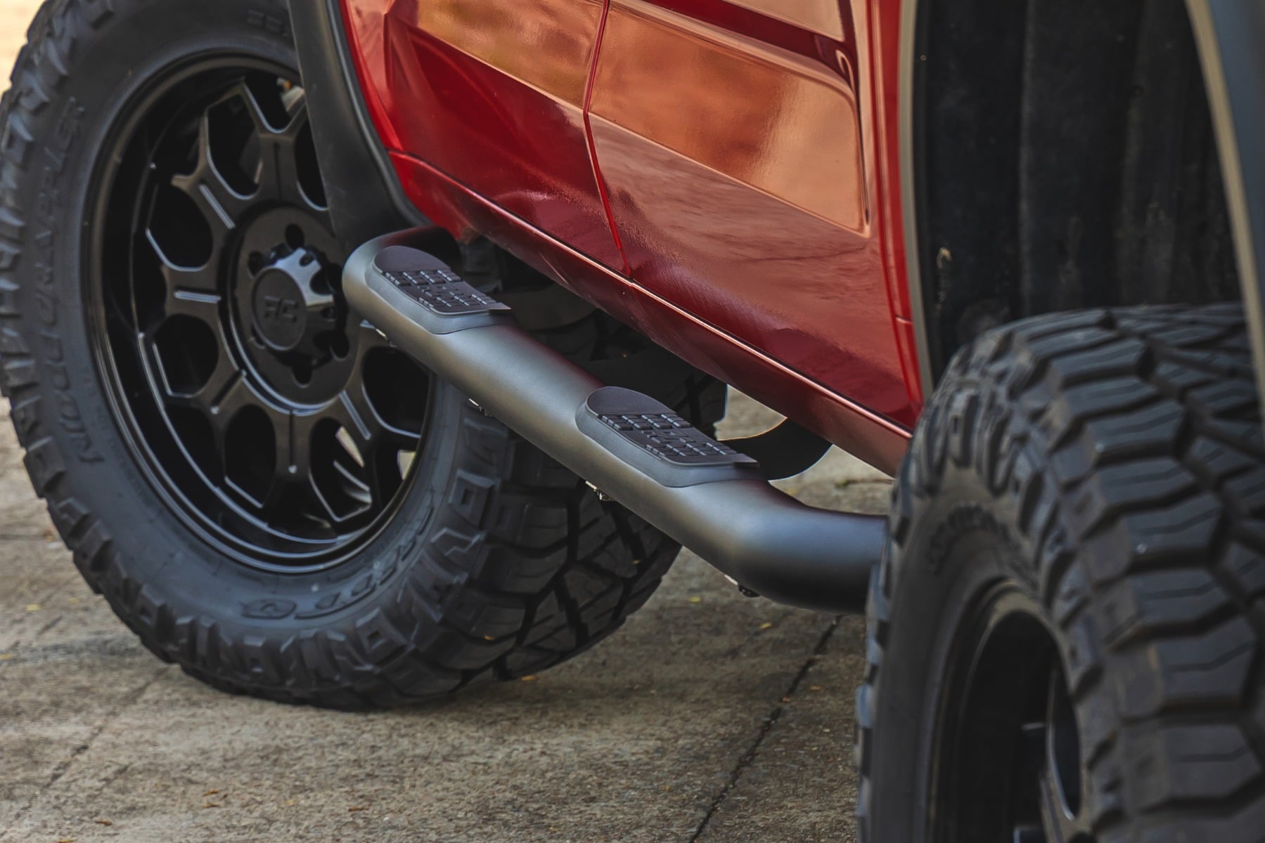 Nerf Steps | 3-Inch Tube | CrewMax | Toyota Tundra 2WD/4WD (2022-2026) - Steps & Runningboard (Image 5 of 6)
