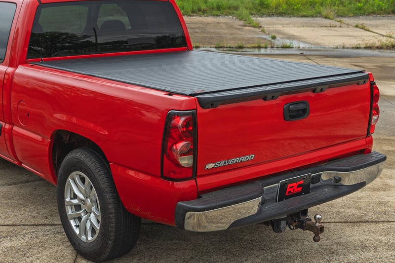 RC Hard Roll Up Bed Cover | 6'7" Bed | Chevy/GMC 1500 (00-06 & Classic) (manufacturer page)
