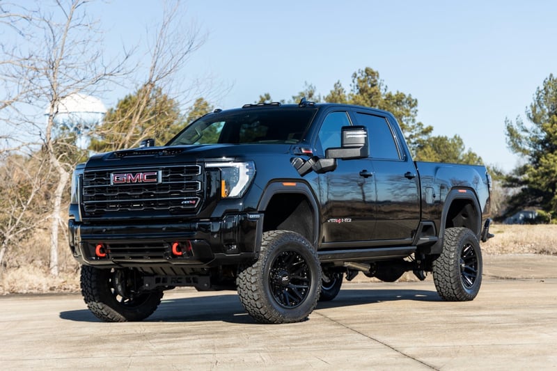 RC 5 Inch Lift Kit | NTD | M1 | w/ Overloads | Chevy/GMC 2500HD/3500HD (20-26) (manufacturer page)