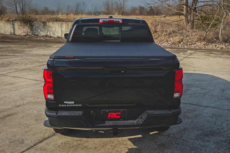 RC Soft Tri-Fold Bed Cover | 5' Bed | Chevy/GMC Canyon/Colorado 2WD/4WD (23-26) (manufacturer page)