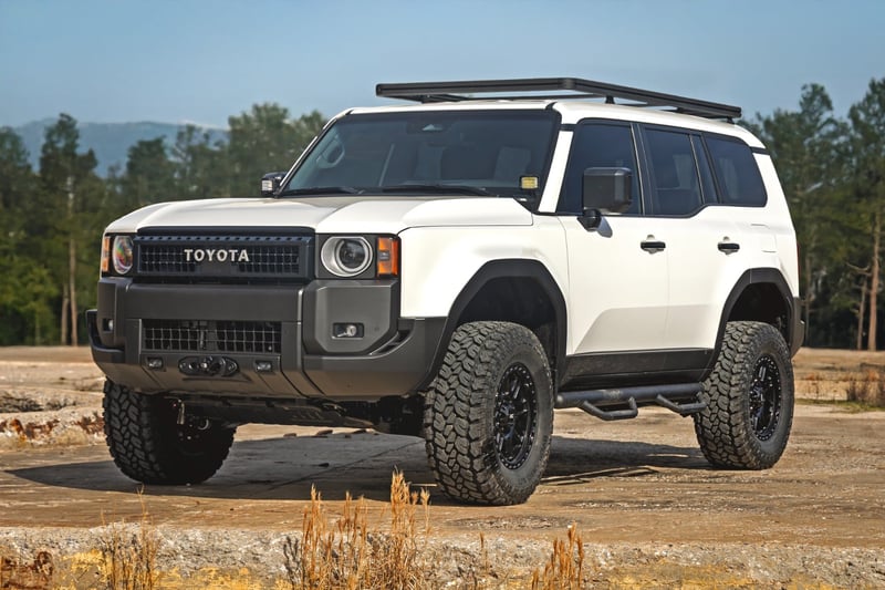 RC FXS Hidden Winch Mount | White SAE | Fog | Toyota Land Cruiser 4WD (24-26) (manufacturer page)