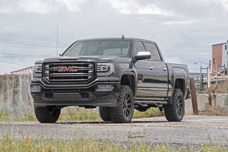 RC 3.5 Inch Lift Kit | Cast Steel | N3 Strut | Chevy/GMC 1500 (07-13) (manufacturer page)