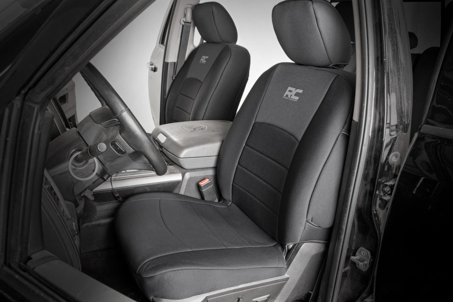Seat Covers | FR Bucket RR Full bench | Ram 1500 (09-18)/2500 (11-18)/3500 (11-18) - Interior & Mats (Image 2 of 3)