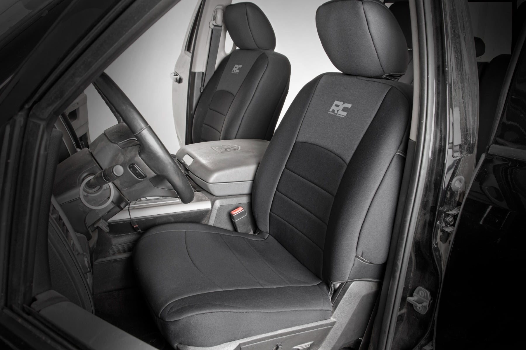 Seat Covers | FR Bucket RR Full bench | Ram 1500 (09-18)/2500 (11-18)/3500 (11-18) - Interior & Mats (Image 2 of 3)