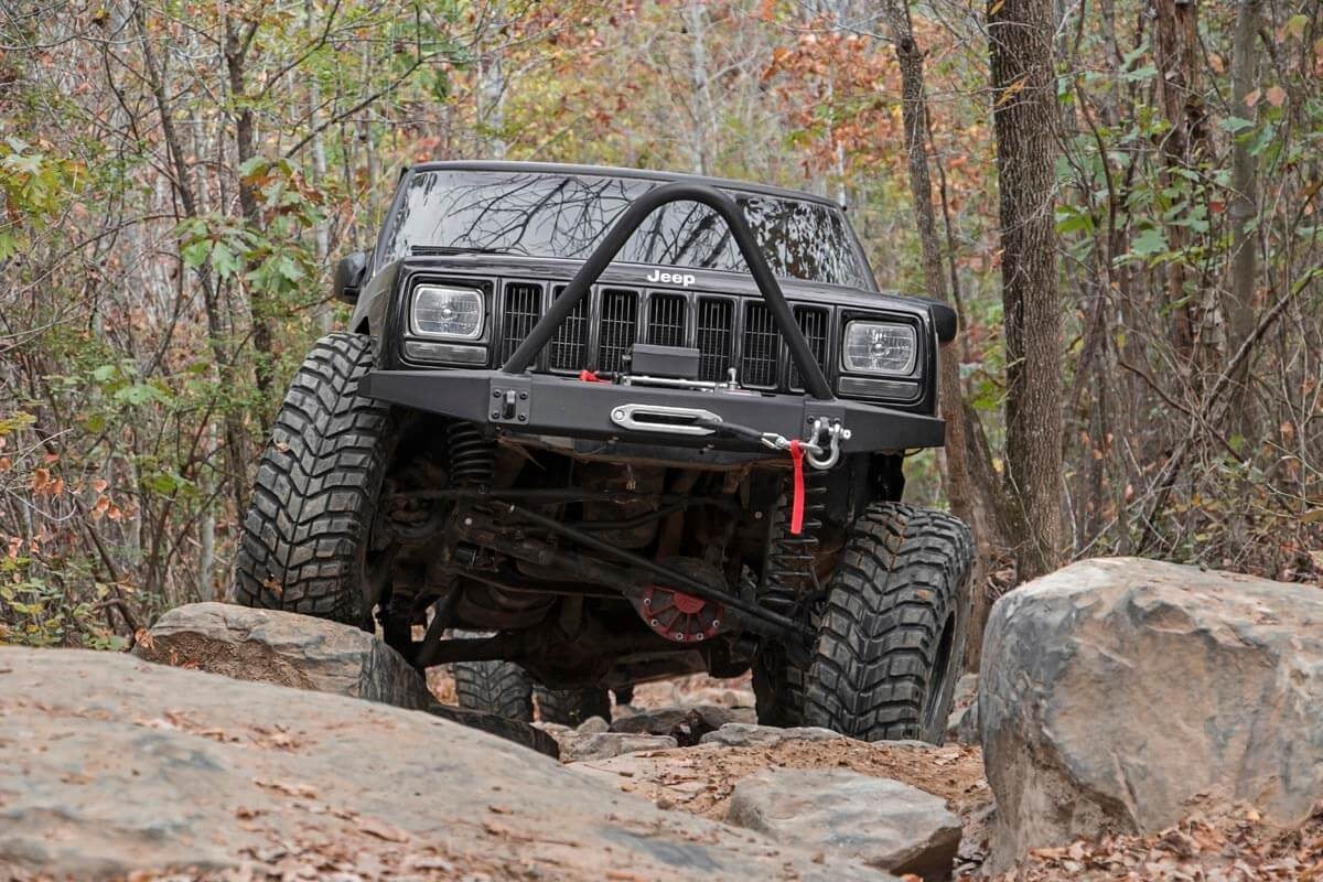 Front Winch Bumper | Jeep Cherokee XJ 2WD/4WD (1984-2001) - Bumpers (Image 3 of 6)