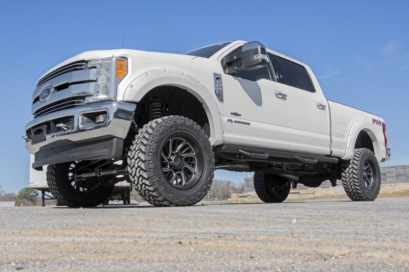 RC 4.5 Inch Lift Kit | V2 Shocks | Ford F-250/F-350 Super Duty 4WD (2017-2022) (manufacturer page)