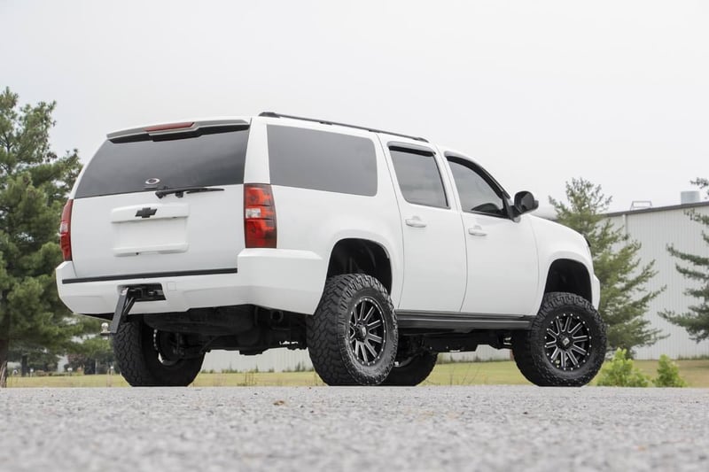 RC 7 Inch Lift Kit | N3 Struts | Chevy/GMC SUV 1500 2WD/4WD (2007-2014) (manufacturer page)