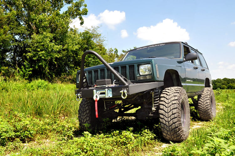 Front Winch Bumper | Jeep Cherokee XJ 2WD/4WD (1984-2001) - Bumpers (Image 6 of 6)