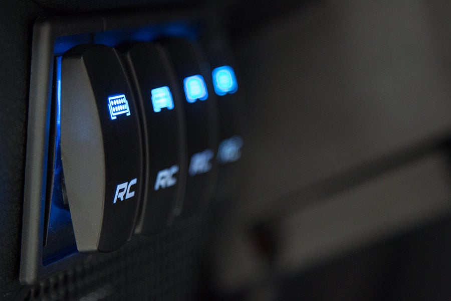 Auxiliary Switch Bezel | Quad - Lighting & Acc (Image 3 of 3)