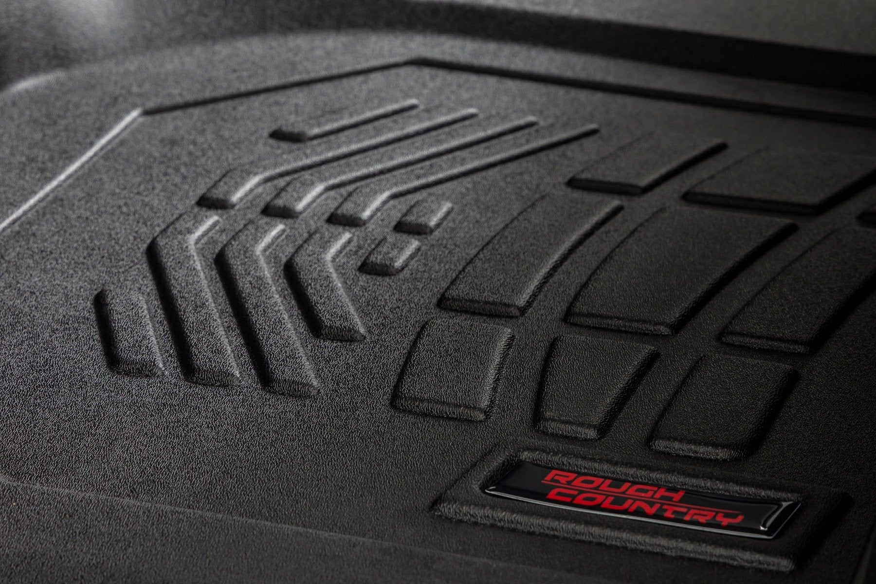 Sure-Fit Floor Mats | Front Over Hump | Crew | Chevy/GMC 1500/2500HD/3500HD (19-26) - Interior & Mats (Image 3 of 3)