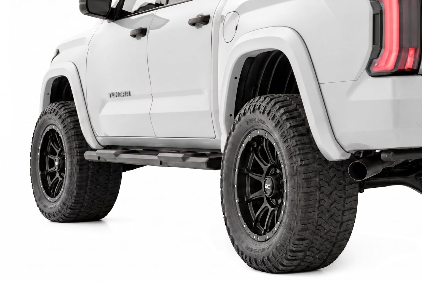 Sport Fender Flares | White | Toyota Tundra 2WD/4WD (2022-2026) - Fender Flares (Image 1 of 6)