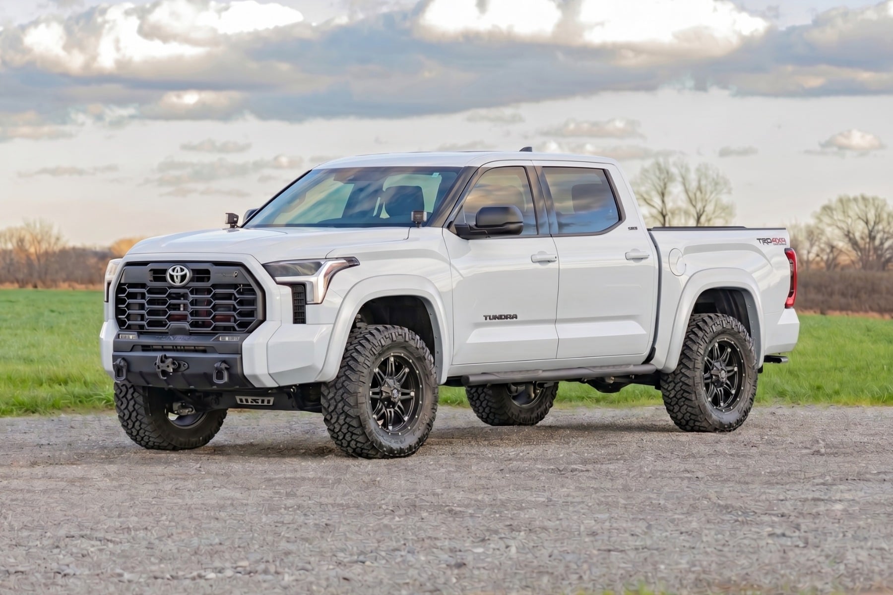 Sport Fender Flares | White | Toyota Tundra 2WD/4WD (2022-2026) - Fender Flares (Image 6 of 6)