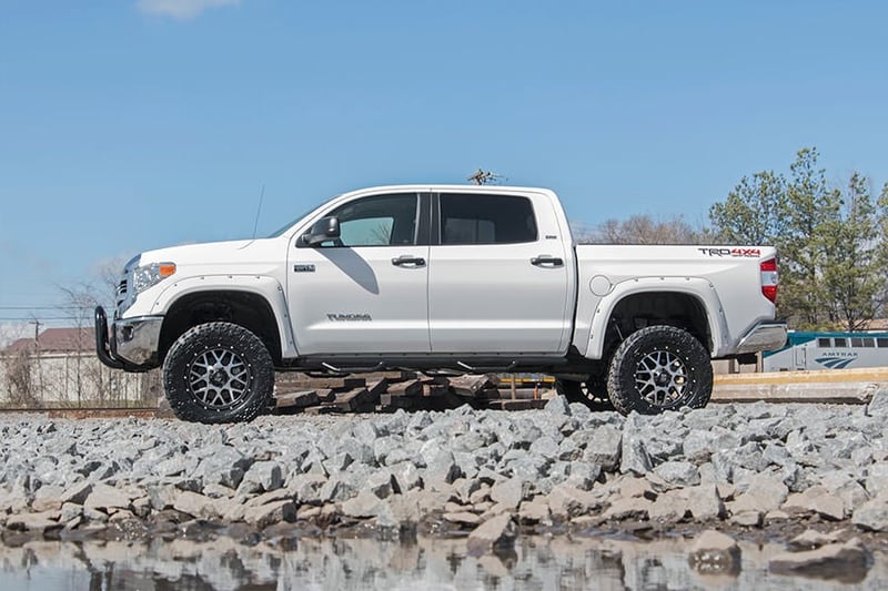 RC 6 Inch Lift Kit | M1 Struts/M1 | Toyota Tundra 4WD (2016-2021) (manufacturer page)